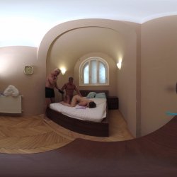 Captura de 'Lily Blossom Behind The Scenes VR Part One - Don't Stop Please - Submissive Teenager Loves Rough Sex' nº 97