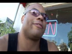 Captura de '2 Big 2 Be True 14' nº 120