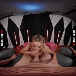 'Cyber Doll - Stripclub' screenshot nº 110