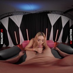 'Cyber Doll - Stripclub' screenshot nº 47