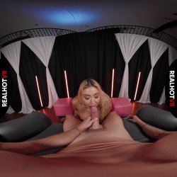 'Cyber Doll - Stripclub' screenshot nº 53