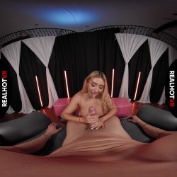 'Cyber Doll - Stripclub' screenshot nº 56