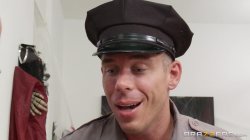'Big Tits In Uniform 15' screenshot nº 121