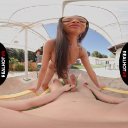 'Sunshine & Creampies' screenshot nº 37