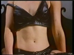 Captura de 'A-List Classics Head To Head: Nina Hartley VS Samantha Fox' nº 66