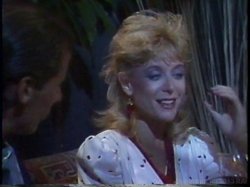 Captura de 'A-List Classics Head To Head: Nina Hartley VS Samantha Fox' nº 99