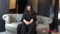 Captura de 'A relaxed interview turns personal in pure POV style' nº 7
