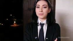 Captura de 'It's A Schoolgirl Thing' nº 1