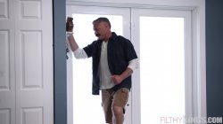 'Fucking Stepdad and My BF On The Same Day' screenshot nº 61
