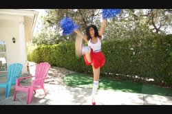 'Creampied Cheerleaders 3' screenshot nº 3