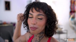 Captura de 'My First Anal Scene' nº 9