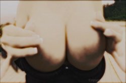 'Older Women Younger Men 16' screenshot nº 83