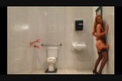 Captura de 'Glory Holes and Bad Girls' nº 129