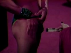 Captura de 'Educating Nina' nº 44