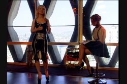 Captura de 'Nina Hartley's Guide to Younger Women Older Men Sex' nº 7