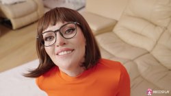 'New Velma Cosplay Porn With Busty Baddie Luna Roulette' screenshot nº 25