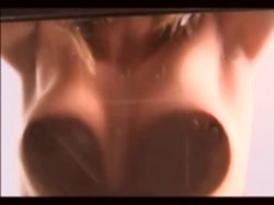 'British Rich Bitches 2' screenshot nº 46