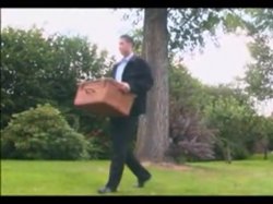 'British Rich Bitches 2' screenshot nº 7
