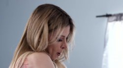 Captura de 'Busty TS Casey Kisses Pounds Joanna Angels Holes' nº 58