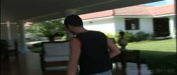 Captura de 'Anal Honeymoon in the Tropics' nº 2