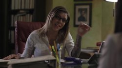 Captura de 'Lesbian Office Seductions 11' nº 32