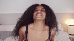 Captura de 'I couldn't fit this black man's huge cock inside me. A nice big black cock for my pussy' nº 6