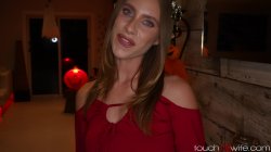'Wifey Gets Horny on Halloween' screenshot nº 4