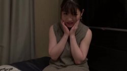 Captura de 'A Curvaceous, Easygoing Woman With A Mature Charm' nº 13
