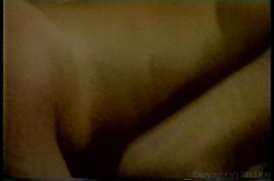 Captura de 'Lesbian Virgins' nº 22