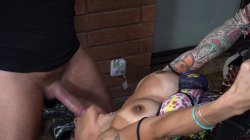 Captura de 'TGirls XXX T-Banging' nº 106