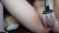 'Trying Shaving For The First Time' screenshot nº 38