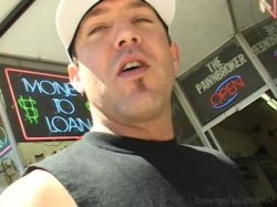 Captura de 'Housewives Need Cash' nº 2