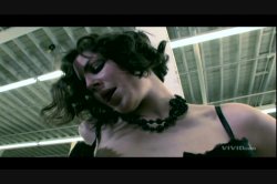 'Beautiful Stranger' screenshot nº 7
