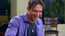 Captura de 'Dating My Stepson 2' nº 5