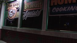 Captura de 'Busty Waitresses' nº 38