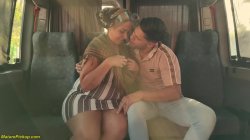 'MaturePickup: Grandma Lyly' screenshot nº 5
