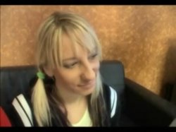Captura de 'Barely 18 Anal Virgins' nº 3
