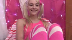 'Young Blonde Girls 5' screenshot nº 113