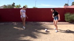 'Strip Soccer Madness' screenshot nº 2