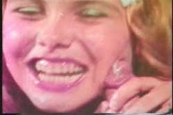 'Teenage Bra Busters' screenshot nº 11