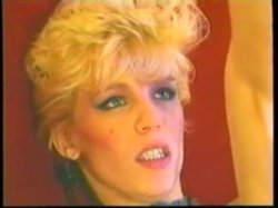 Captura de 'Honeymoon Harlots' nº 67