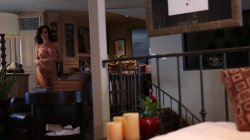 Captura de 'Next Door MILF 2' nº 42