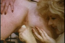 Captura de 'Lesbian Bra Busters In The 70's Vol. 3' nº 49