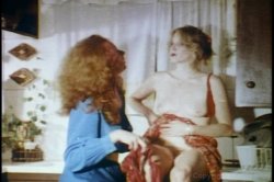 Captura de 'Lesbian Bra Busters In The 70's Vol. 3' nº 56
