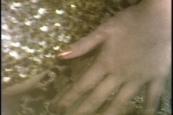 Captura de 'Lesbian Bra Busters In The 70's Vol. 3' nº 76