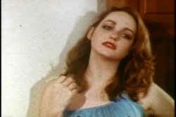Captura de 'Lesbian Bra Busters In The 70's Vol. 3' nº 10