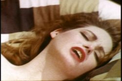 Captura de 'Lesbian Bra Busters In The 70's Vol. 3' nº 19