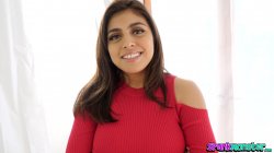 Captura de 'Huge Natural Tits Latina Ella Knox and Her Cum Drenched Pussy' nº 7