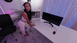 'Erotic Gaming Session Starring Black Angel' screenshot nº 1