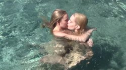 Captura de 'Summer Skinny Dipping' nº 18